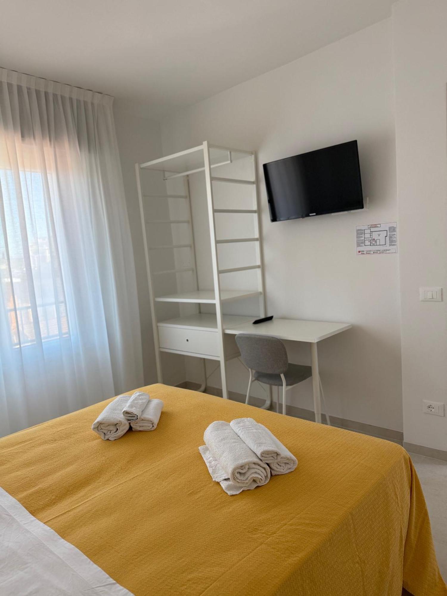 Hotel Pigalle Ρίμινι Εξωτερικό φωτογραφία